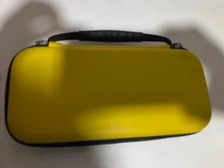 Nintendo Switch Lite Amarillo