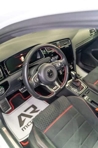 Volkswagen Golf 2020