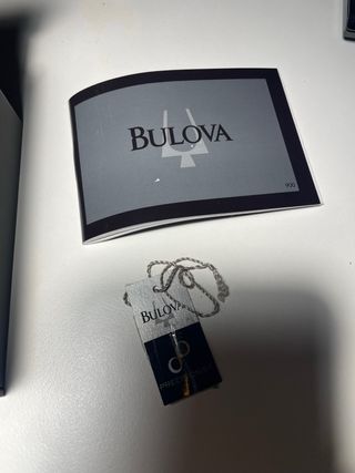 Reloj Bulova Precisionist Acero y Carbono.