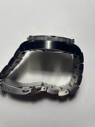 Reloj Bulova Precisionist Acero y Carbono.