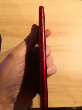 iPhone XR Rosso libero da iCloud