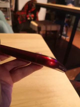 iPhone XR Rosso libero da iCloud