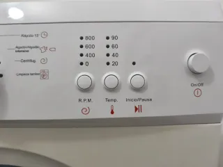 Lavadora Blanca Carga Frontal