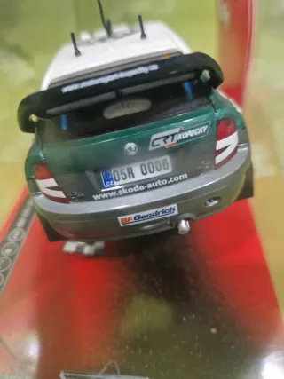 Scalextric Skoda Fabia WRC Sainz