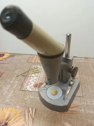 microscopio lupa monocular  Optico Paris