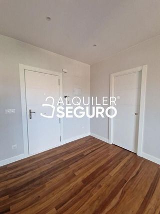 Piso en alquiler en Centro - Desierto - Arrontegi en Barakaldo