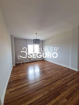 Piso en alquiler en Centro - Desierto - Arrontegi en Barakaldo