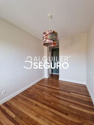 Piso en alquiler en Centro - Desierto - Arrontegi en Barakaldo