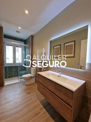 Piso en alquiler en Centro - Desierto - Arrontegi en Barakaldo