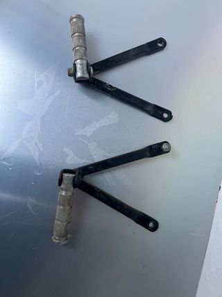 Estriberas universales para moto