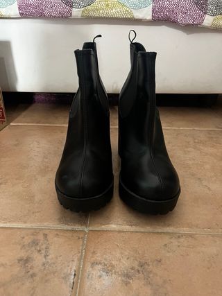 Botines tacón plataforma negros