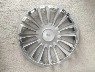 Tapacubos Challenger