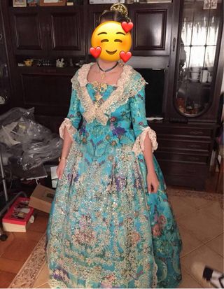 Traje de Fallera