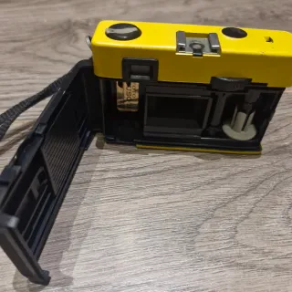 Cámara Werlisa Trek Amarilla