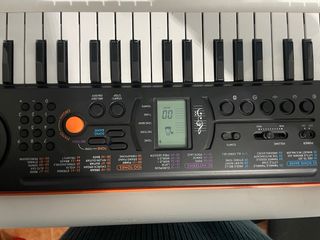 Teclado Casio SA-76 Piano Electrónico 44 Teclas LC