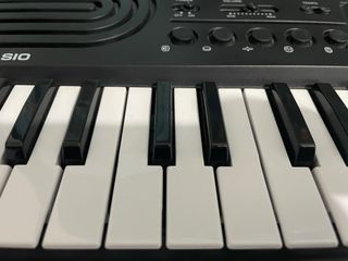 Teclado Casio SA-76 Piano Electrónico 44 Teclas LC