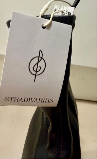Botines plataforma tacón Stradivarius negros
