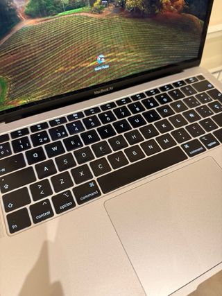 MacBook Retina 13” 2019 Plata