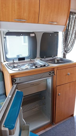 Caravana Knaus Eifeland 4 plazas