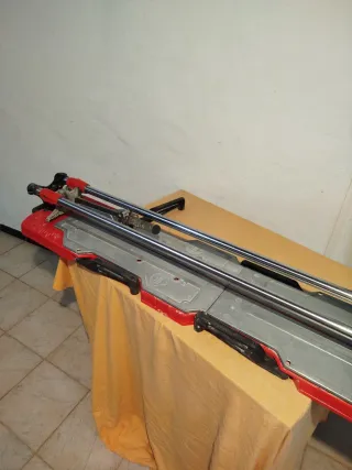 Cortador azulejos Rubi