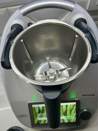 Thermomix TM6 con Accesorios