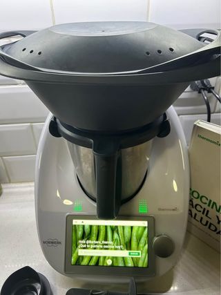 Thermomix TM6 con Accesorios