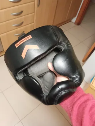 Casco protector boxeo Outshock