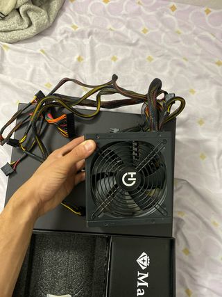 Fuente de Alimentación Enermax MaxTytan 800W Titan