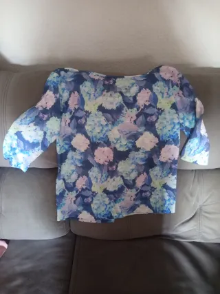 Chaleco largo mujer azul y camisa