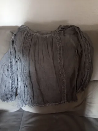 Chaleco largo mujer azul y camisa