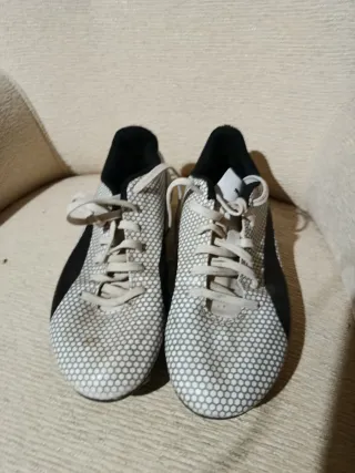 Botas de fútbol puma talla 40