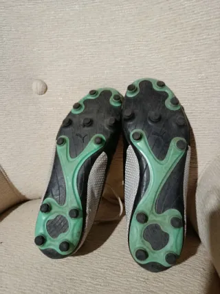 Botas de fútbol puma talla 40