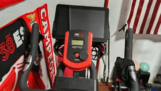 Barra de gimnasio y accesorios