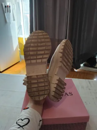 Botines Bershka beige