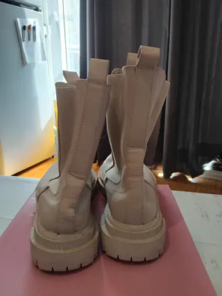 Botines Bershka beige