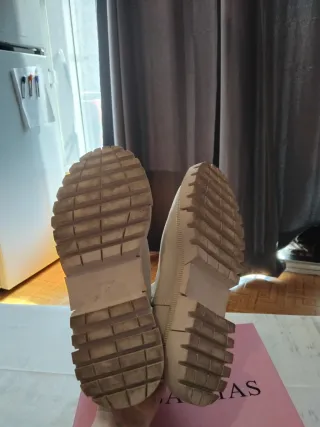 Botines Bershka beige