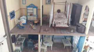 Casa de muñecas estilo provenzal