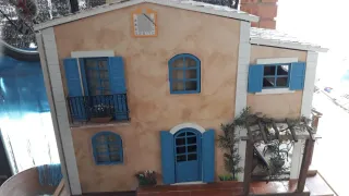 Casa de muñecas estilo provenzal