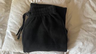 Pantalones negros de chandal