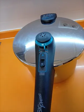 Olla espres Monis 6 litros 25 euros