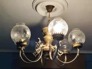 Lámpara de techo antigua cristal y metal