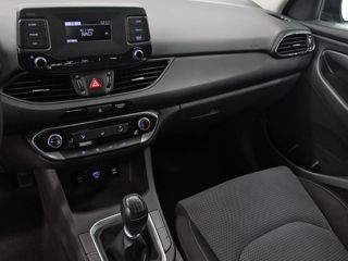 Hyundai i30 1.5 DPI Essence