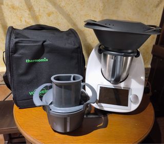 Thermomix TM5 + Cortador Nuevo