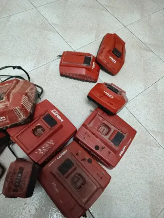 Cargadores y Baterías Hilti (Avería)