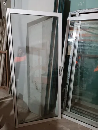 Ventanal triple climalit correderas y persiana