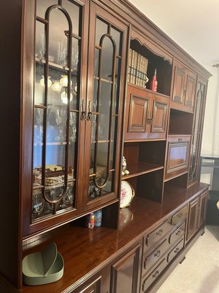 Mueble de salón clásico de madera – gran capacidad