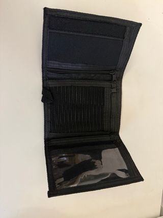 Cartera Karl Kani Negra