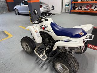 Suzuki LTZ 250 Quad Blanco y Azul