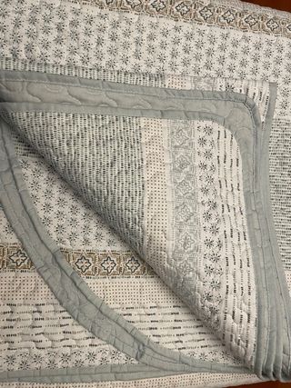 Colcha reversible Burrito Blanco entretiempo