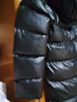 Abrigo acolchado negro